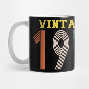 1976 vintage retro year Mug